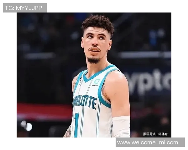 黄蜂主帅称三球替补愿意以任何方式助力球队胜利